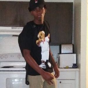 Meet your Posher, Julio